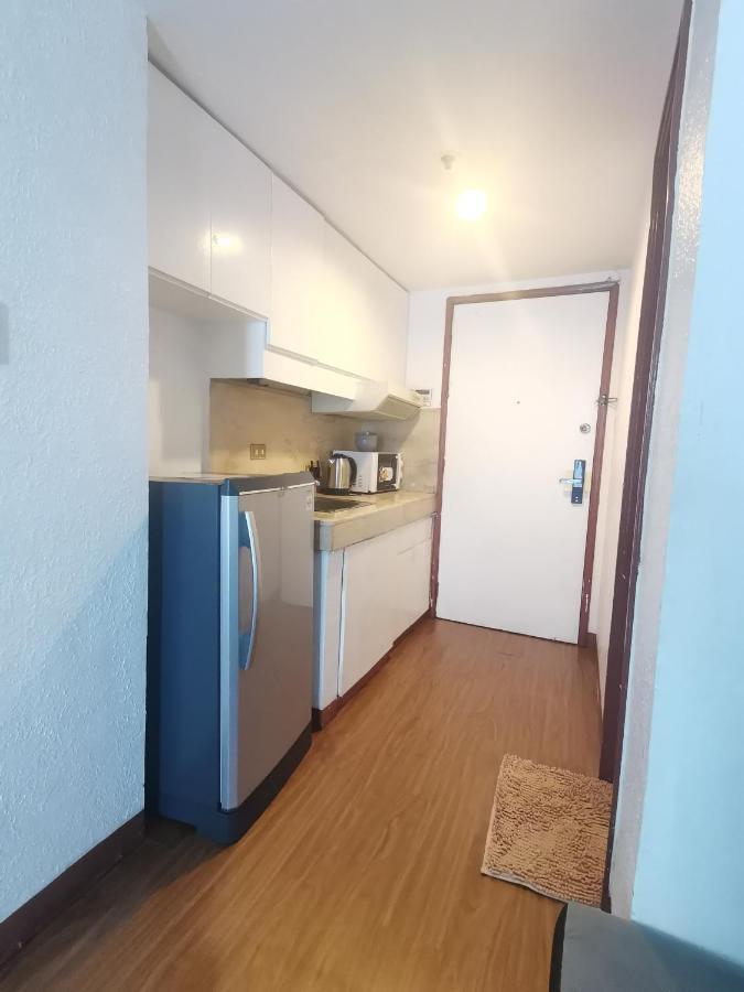 Passion Makati Aparthotel Makati City Exterior photo
